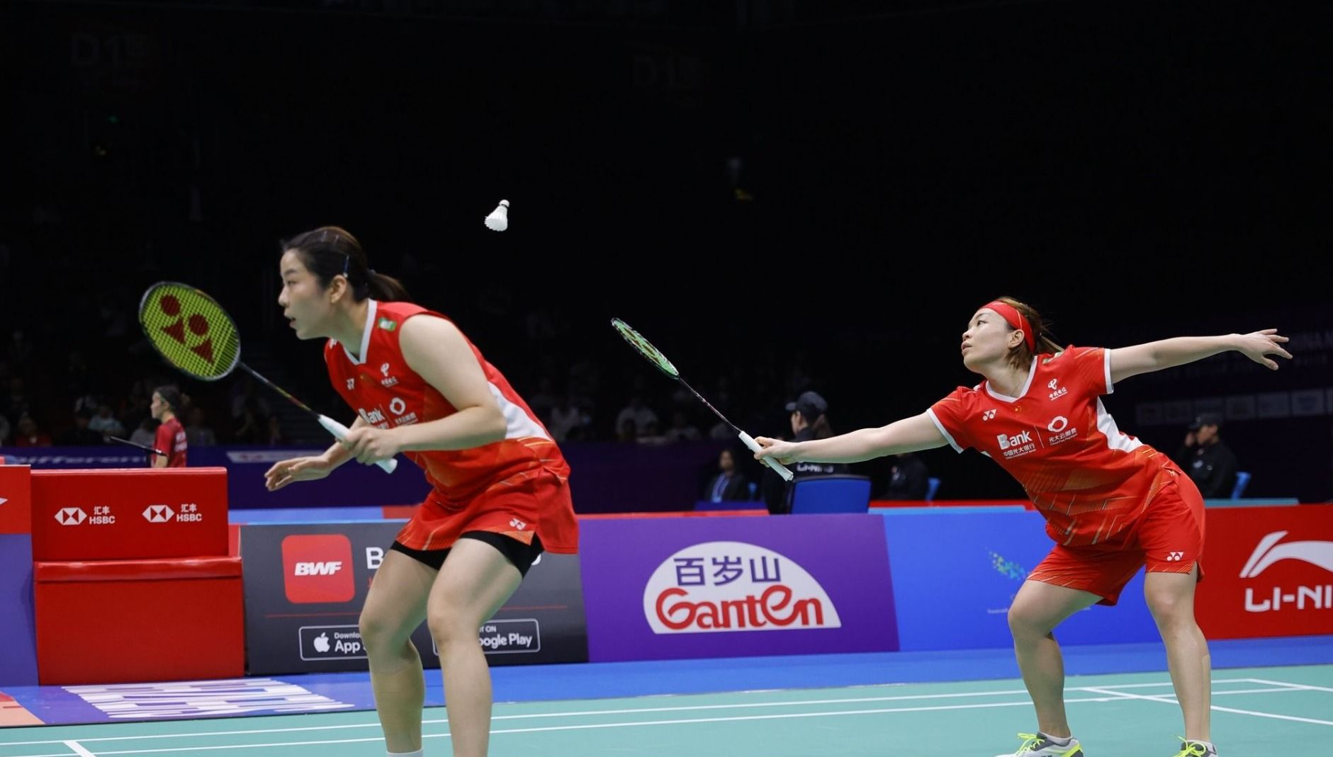 也让他在自 也让他在自