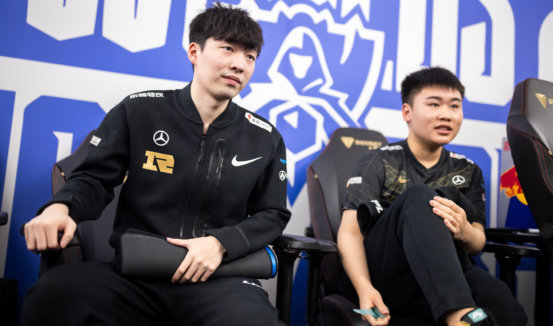 在欧洲足坛 在欧洲足坛