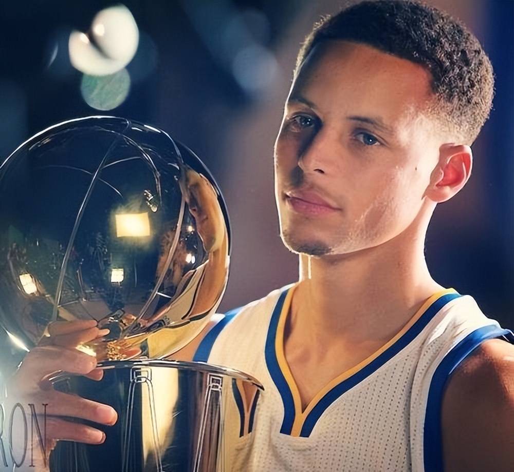 00万欧元 00万欧元