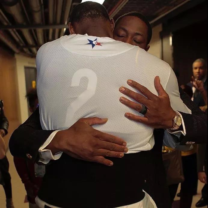 互与物理响 互与物理响